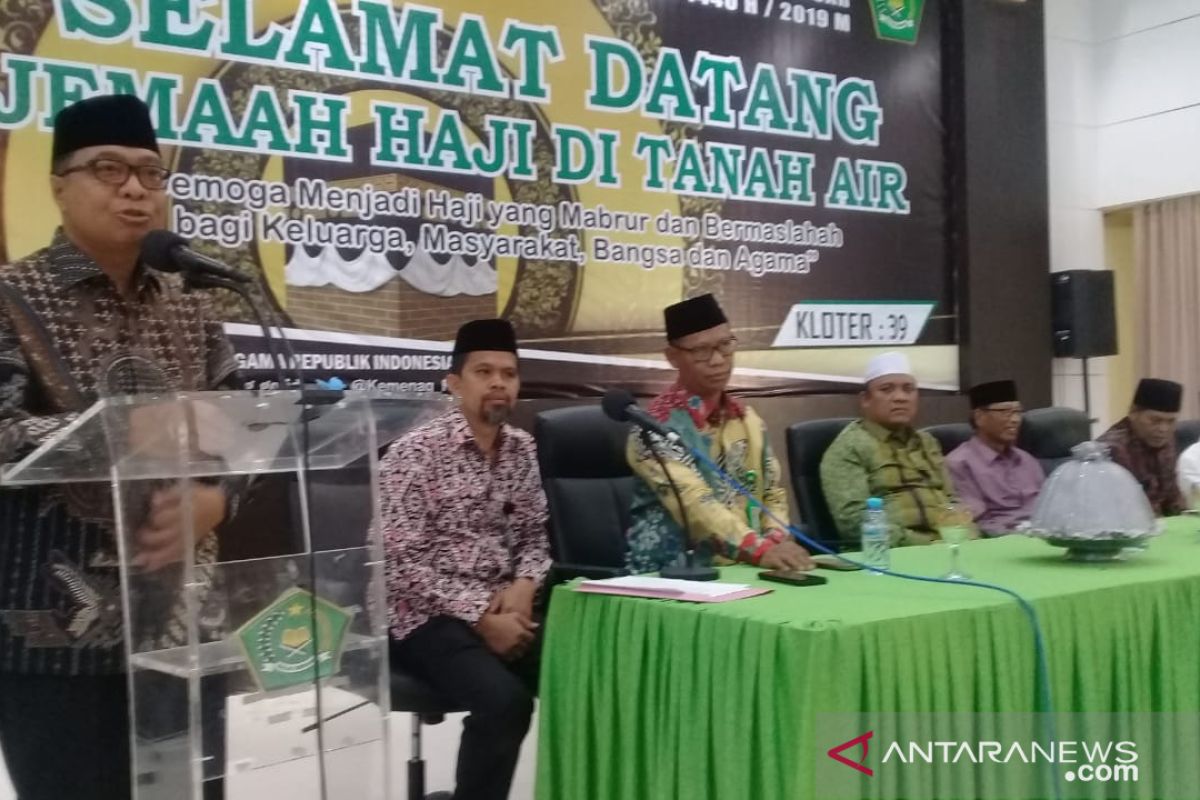 Jamaah haji Kloter terakhir asal Sulbar tiba di Makassar