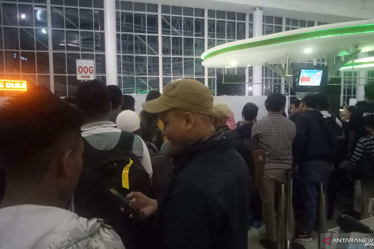 Lion Air batalkan semua penerbangan ke Kaltara karena kabut asap