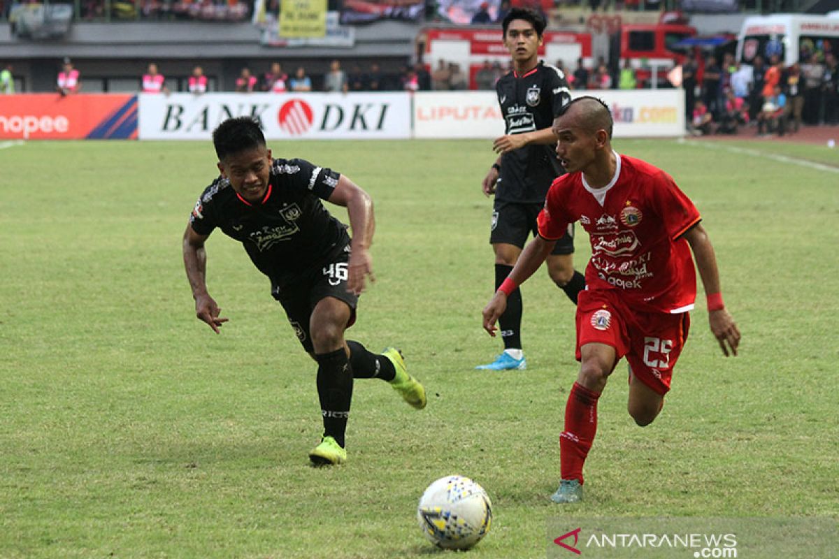 Persija Jakarta taklukkan PSIS 2-1 dalam laga penentu nasib Banuelos