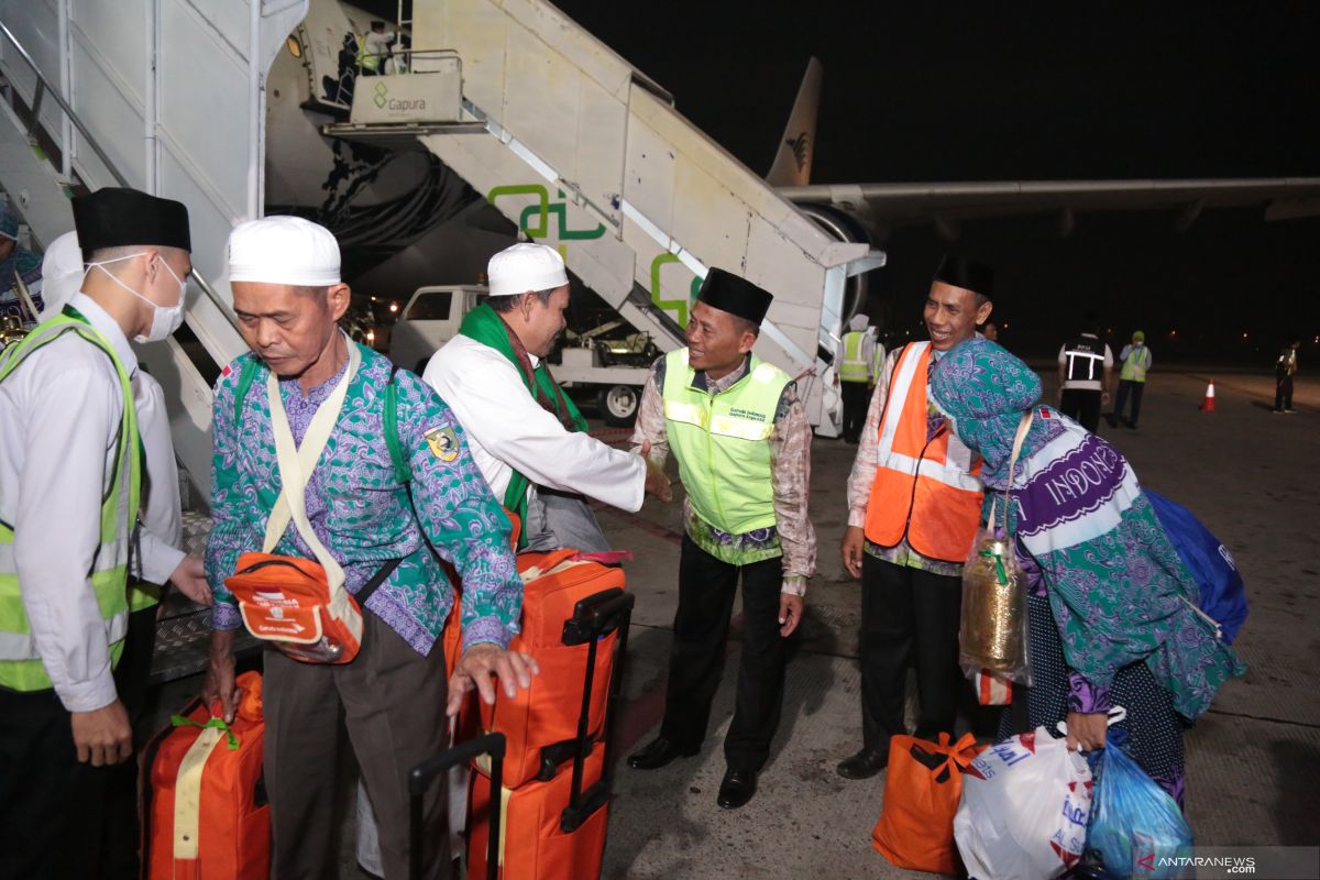 Bupati sambut kedatangan jamaah haji Tanah Laut