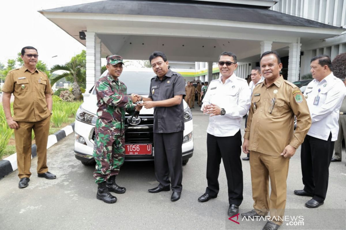 BNN, Kodim 0209/LB dan Kesbangpol dapat hibah mobil dari Pemkab Labura