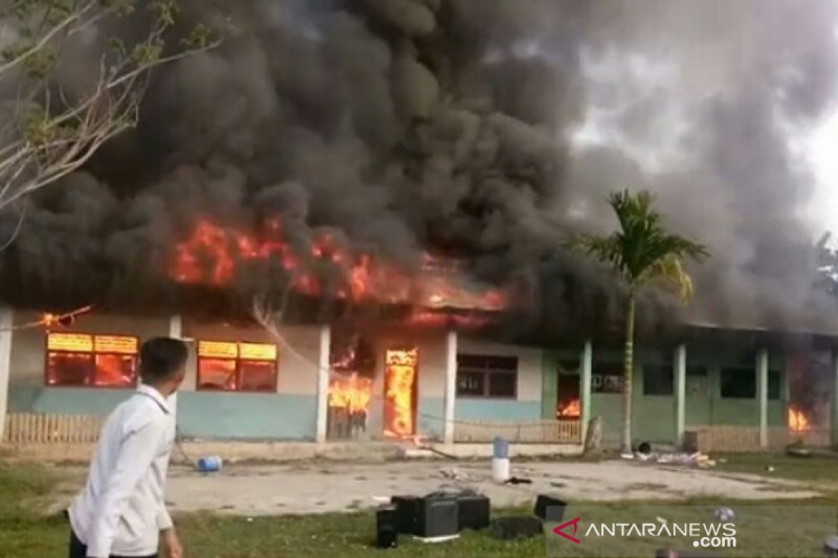 Di Mamuju, Madrasah Aliyah Guppi hangus terbakar