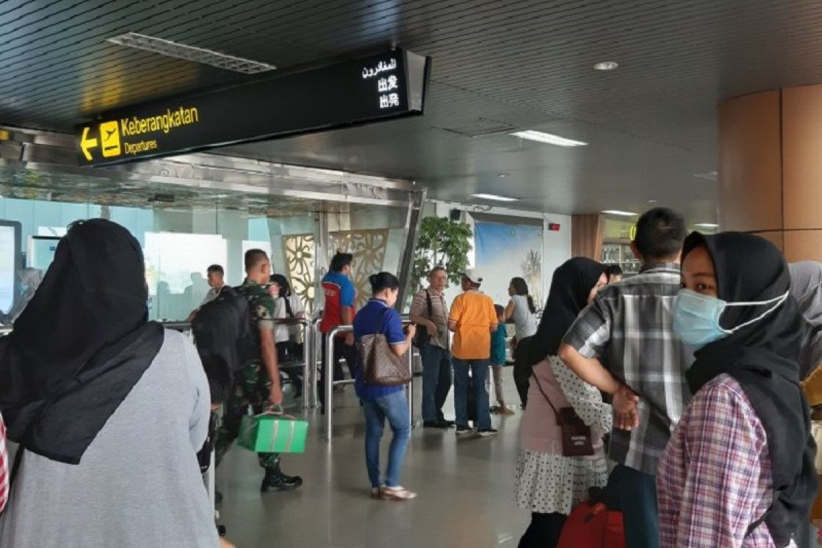 37 penerbangan batal di Bandara Supadio Pontianak akibat kabut asap
