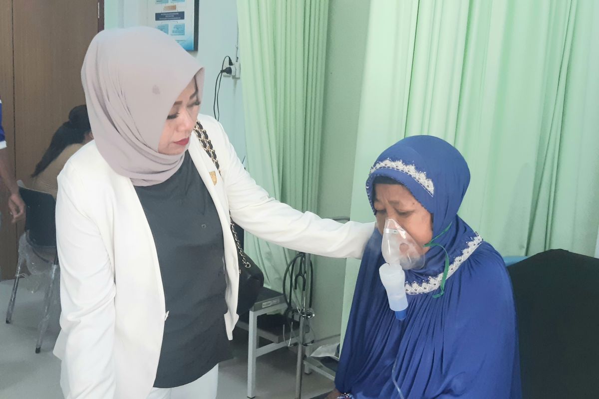 Kunjungi Puskesmas, Anggota DPRD Pekanbaru pantau pasien terdampak ISPA
