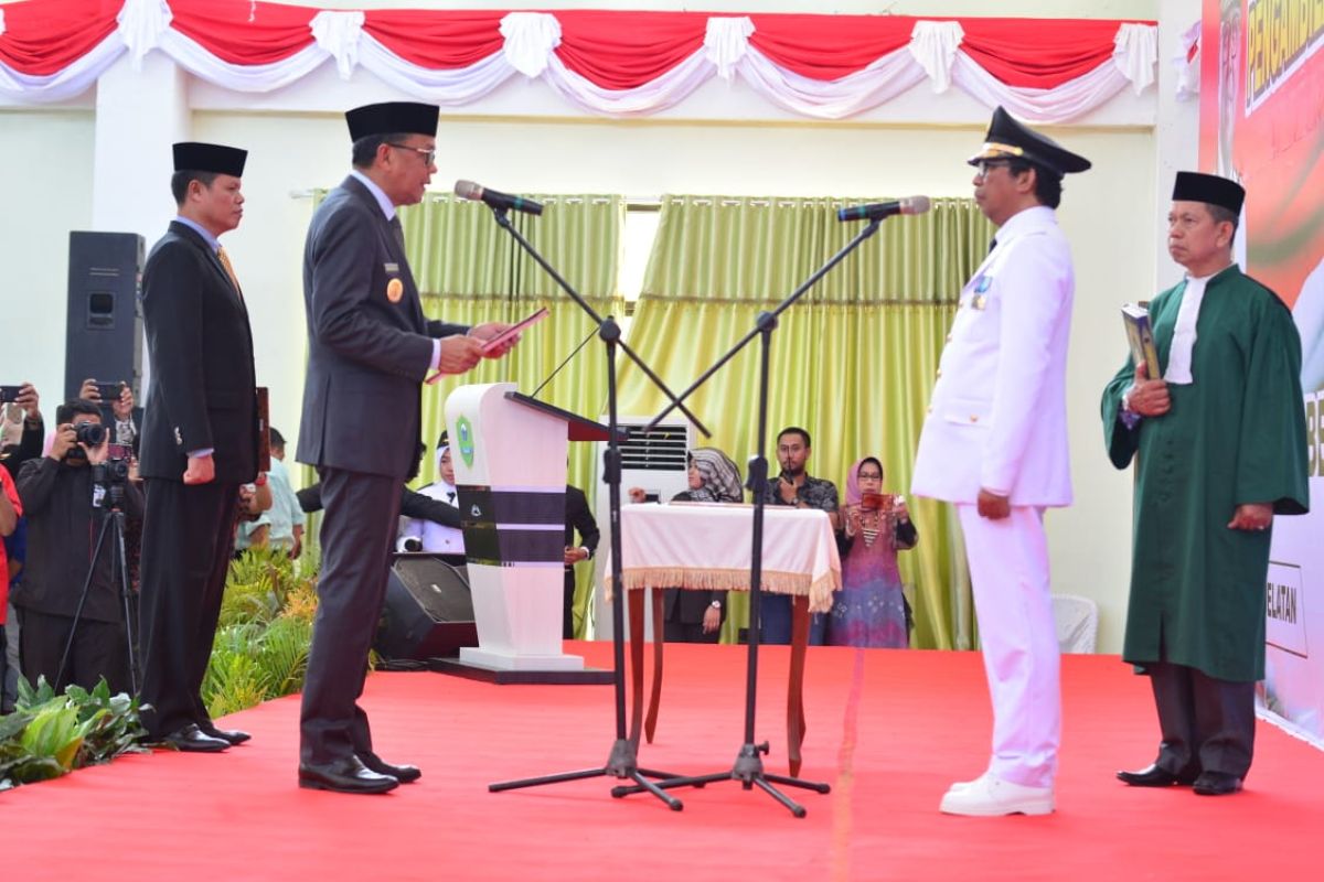 Gubernur Sulsel ajak Pemkab Barru menjadi daerah  wisata