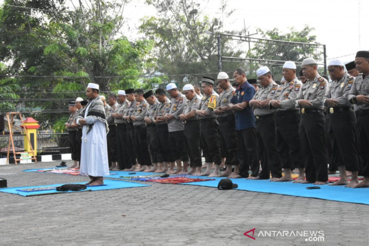 Polisi gelar Shalat Istisqa minta turun hujan di Tanjungpinang