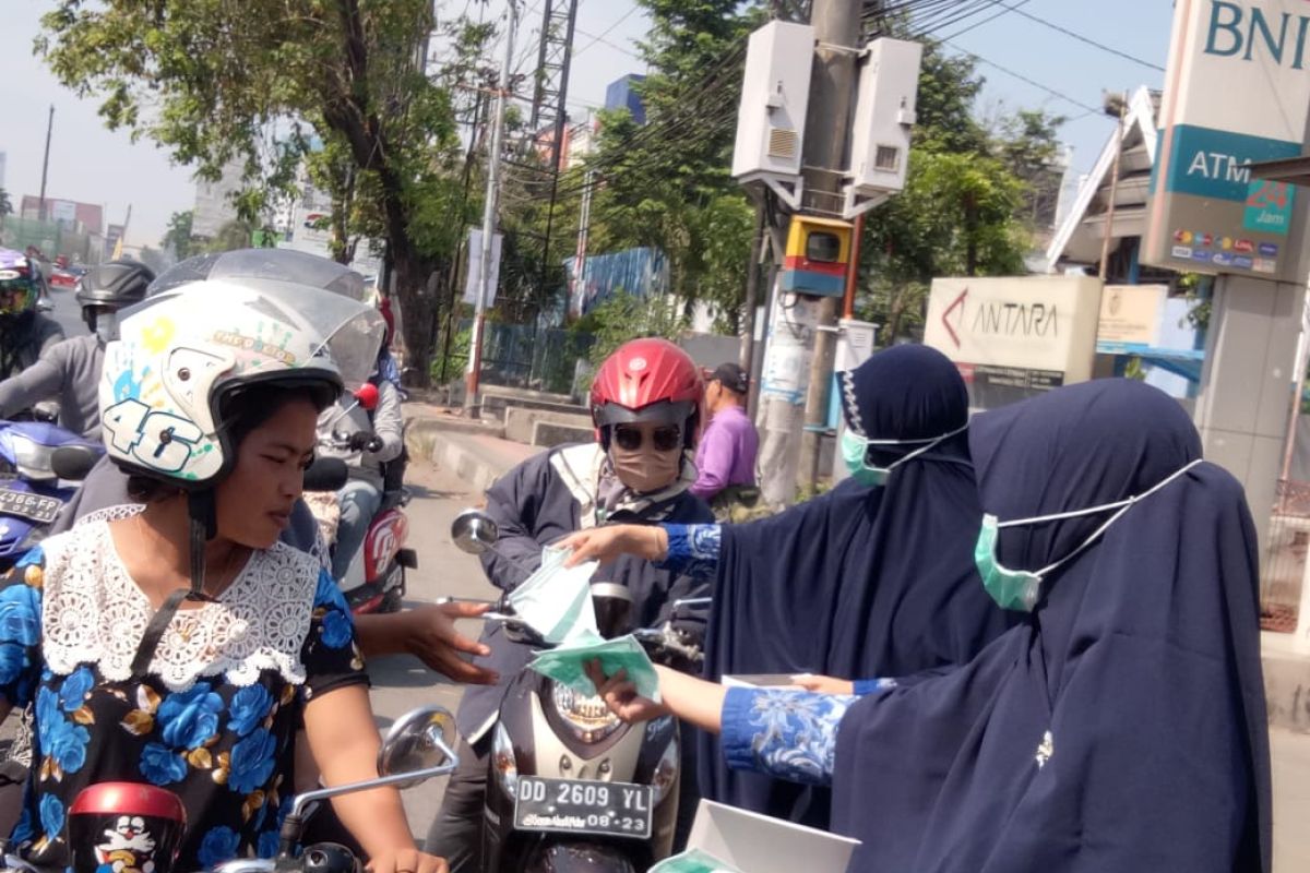 Wali Kota Makassar instruksikan pembagian masker bagi yang terdampak TPA terbakar