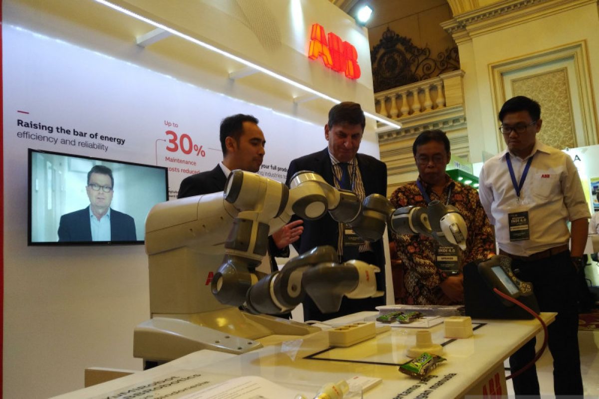 Naik, tren penggunaan teknologi robot pada industri di Indonesia