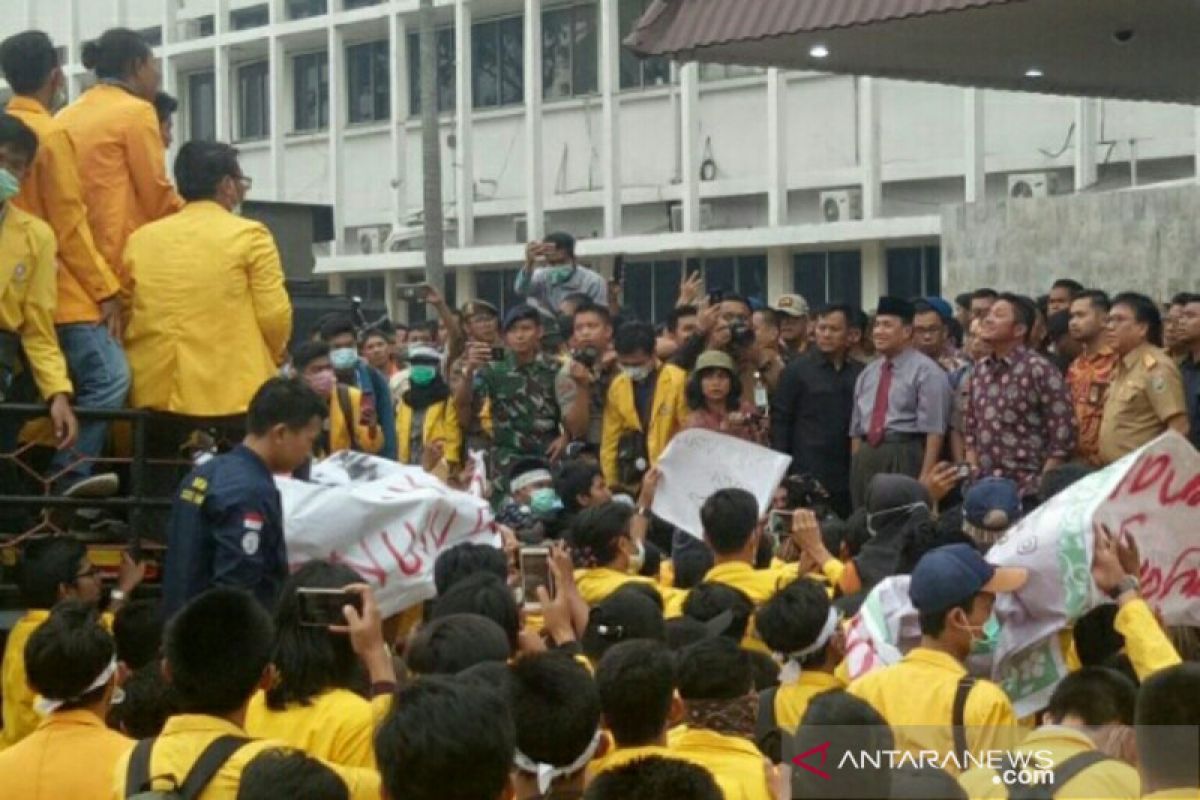 Gubernur Sumsel berani mundur jika tuntutan mahasiswa tak terpenuhi