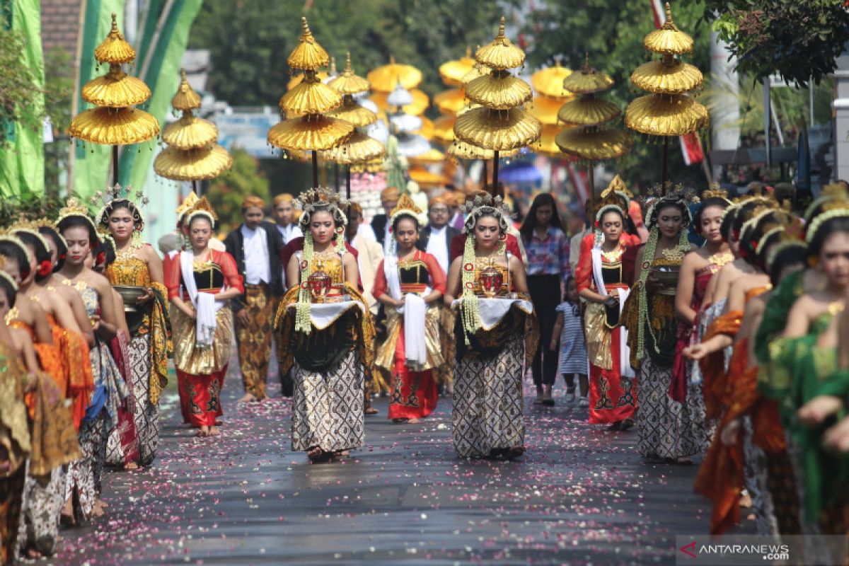 Tradisi ziarah punden Prabu Anom