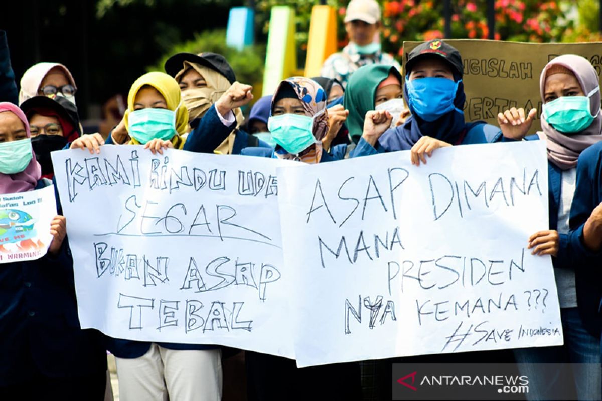 Pemerintah didesak serius atasi Karhutla di Sumatera dan Kalimantan