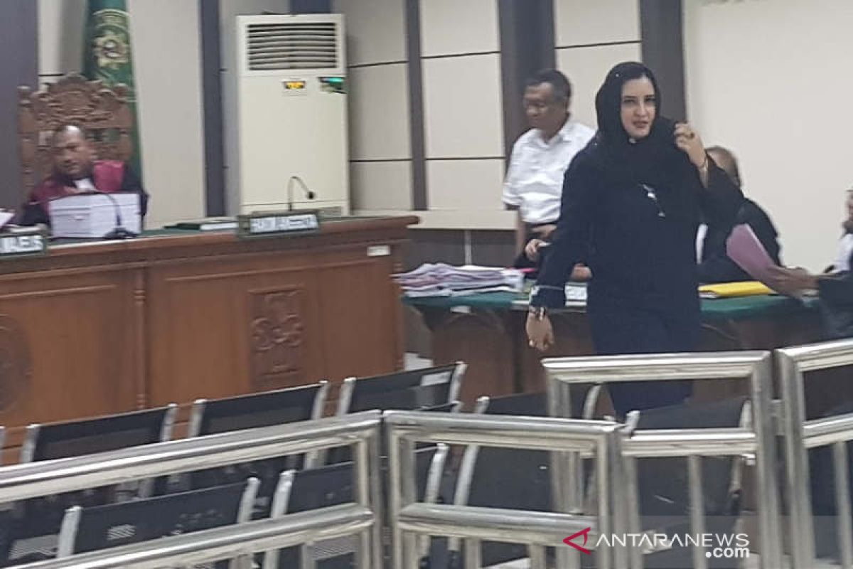 Fadia Arafiq diperiksa soal korupsi RSUD Kraton