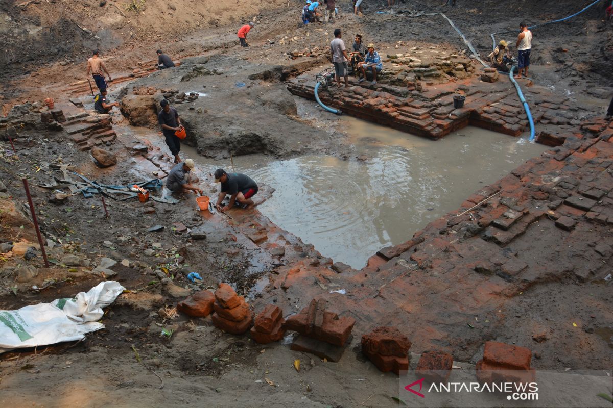 Ekskavasi situs petirtaan Sumberbeji Jombang diperpanjang