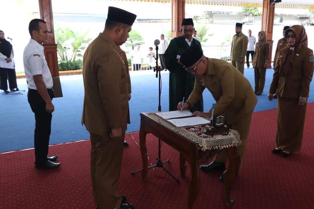 Sekda Kota Binjai lantik pejabat baru di lingkungan OPD Binjai