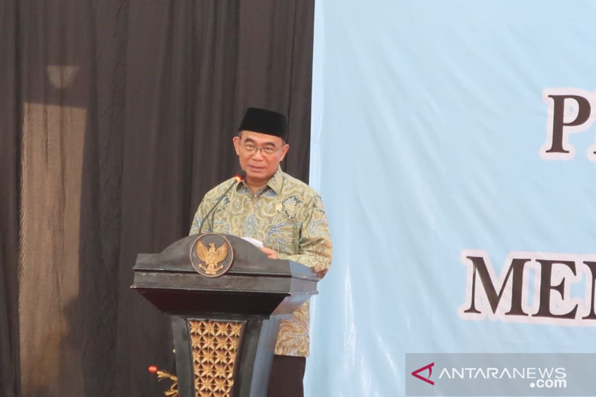 Bupati Natuna apresiasi Mendikbud jadikan Natuna percontohan