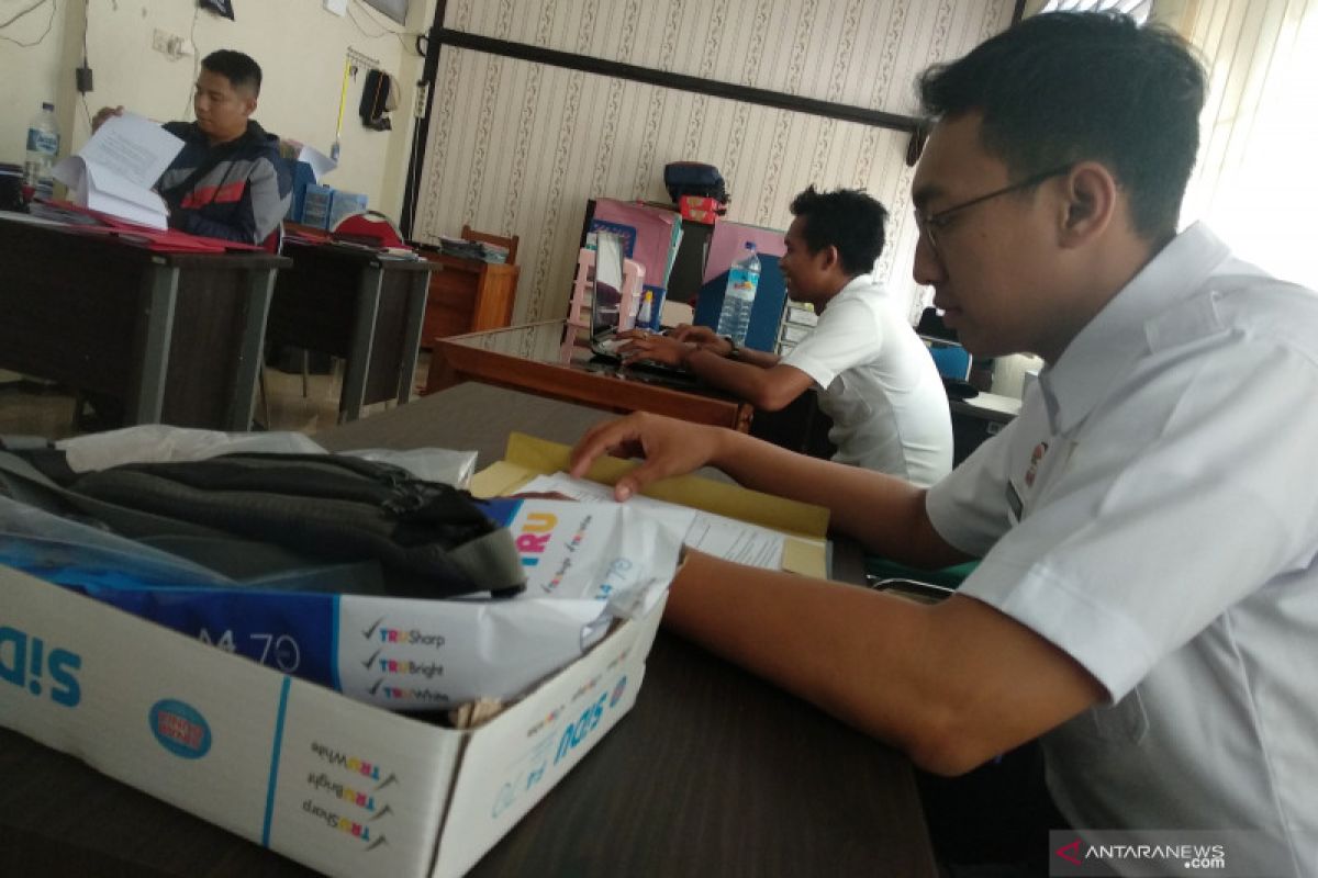 Meski didemo, pegawai Kemenkumham NTB tetap beraktivitas