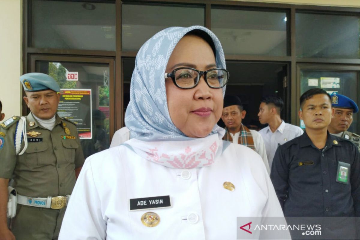Bupati Ade Yasin-Iriana Jokowi akan bersih-bersih sungai di Bogor