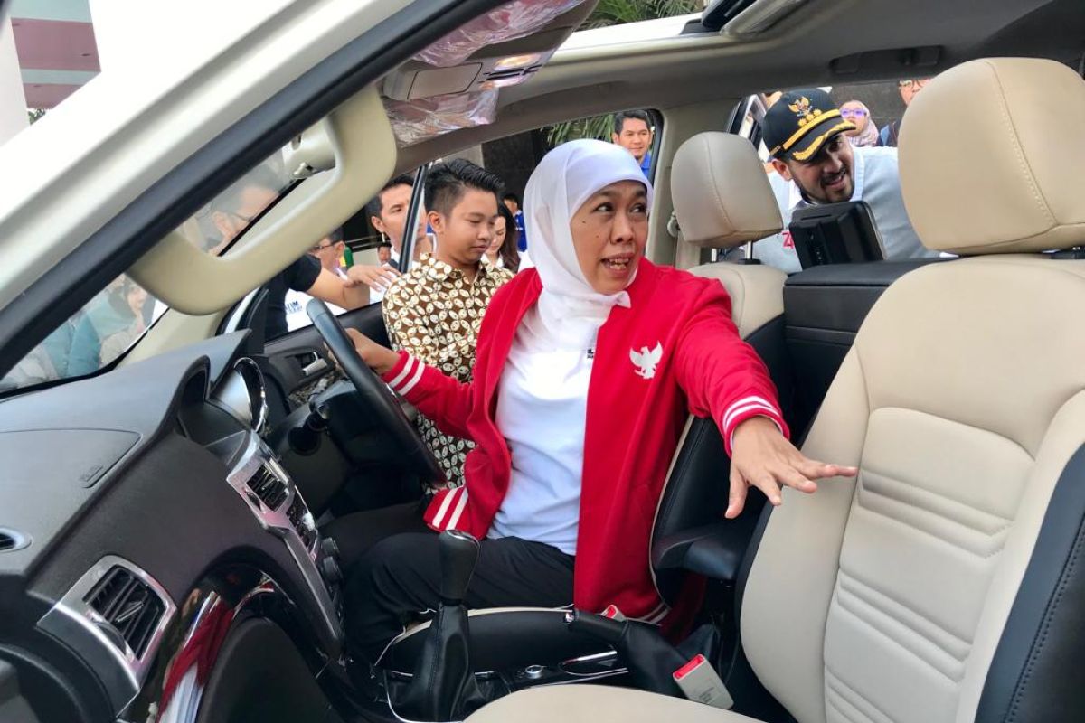 Pameran mobil Esemka di Jatim, Gubernur langsung pesan satu unit