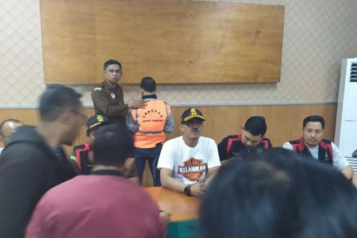 Tilep uang pembangunan gedung pernikahan di Sumbawa, JS ditangkap tim kejaksaan