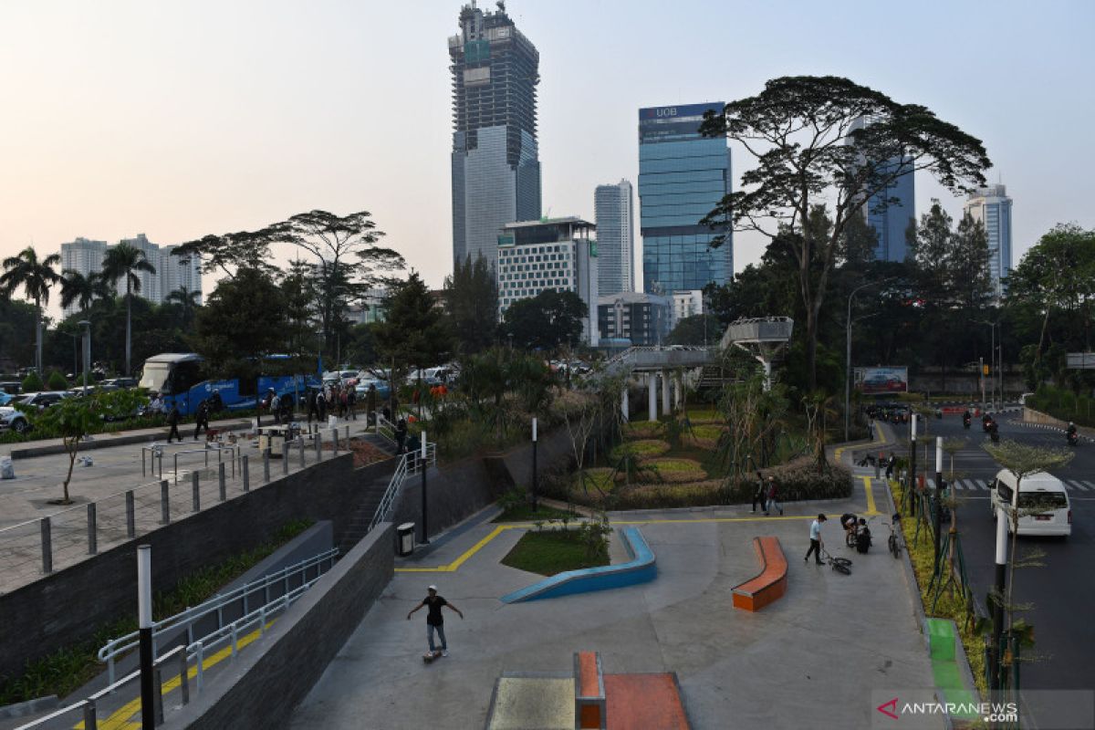 Jakarta builds 37 "Move forward together" public parks