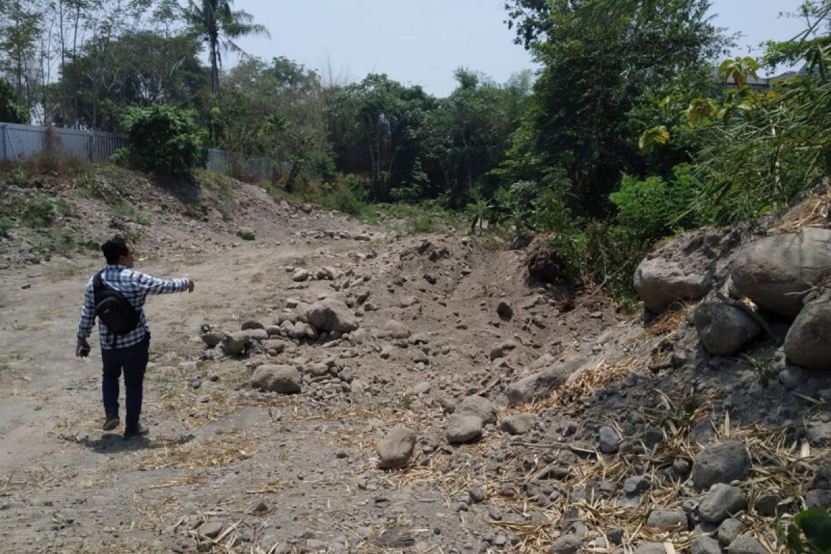 Warga tanyakan dugaan penambangan di tanah kas Desa Sendangadi