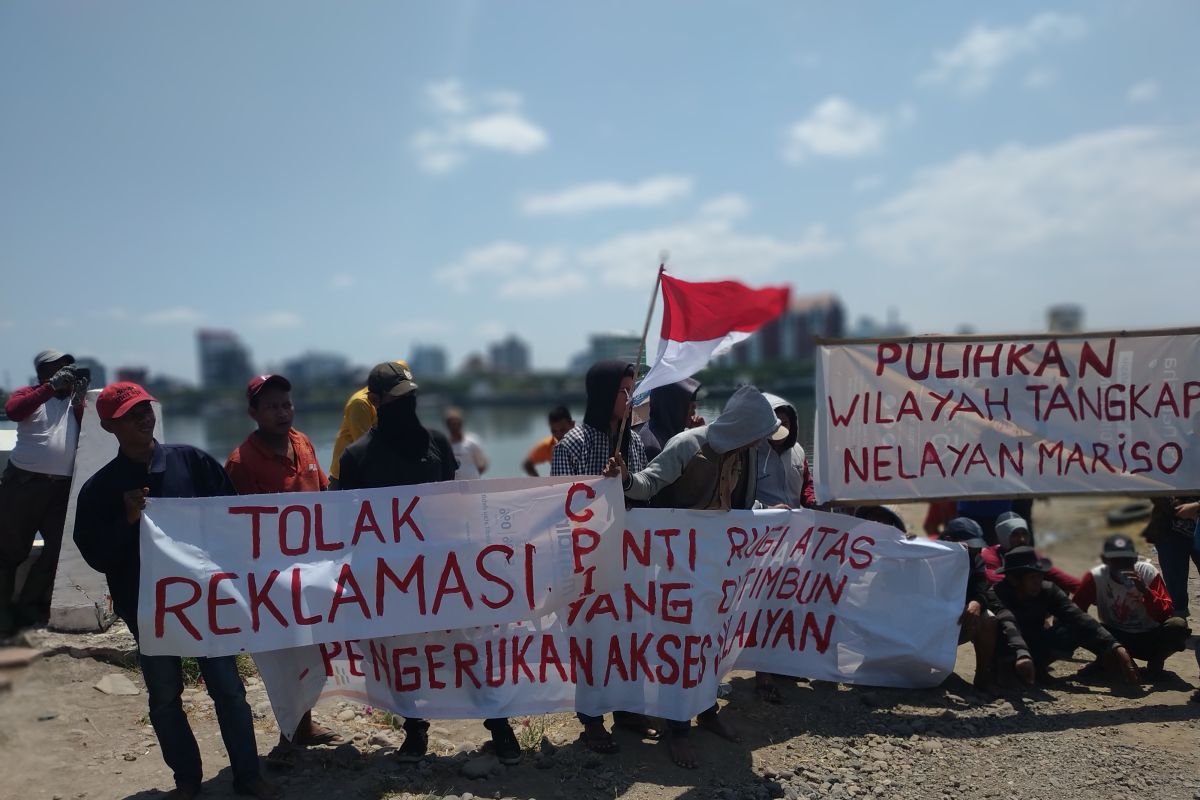 Nelayan kembali demo di  lokasi reklamasi CPI Makassar