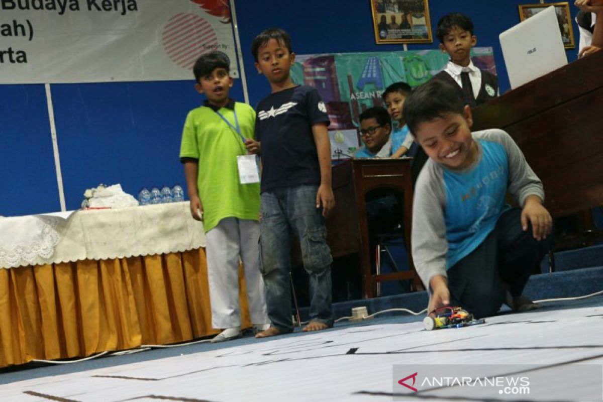 Bekraf dorong kurikulum koding ditanamkan sejak sekolah dasar