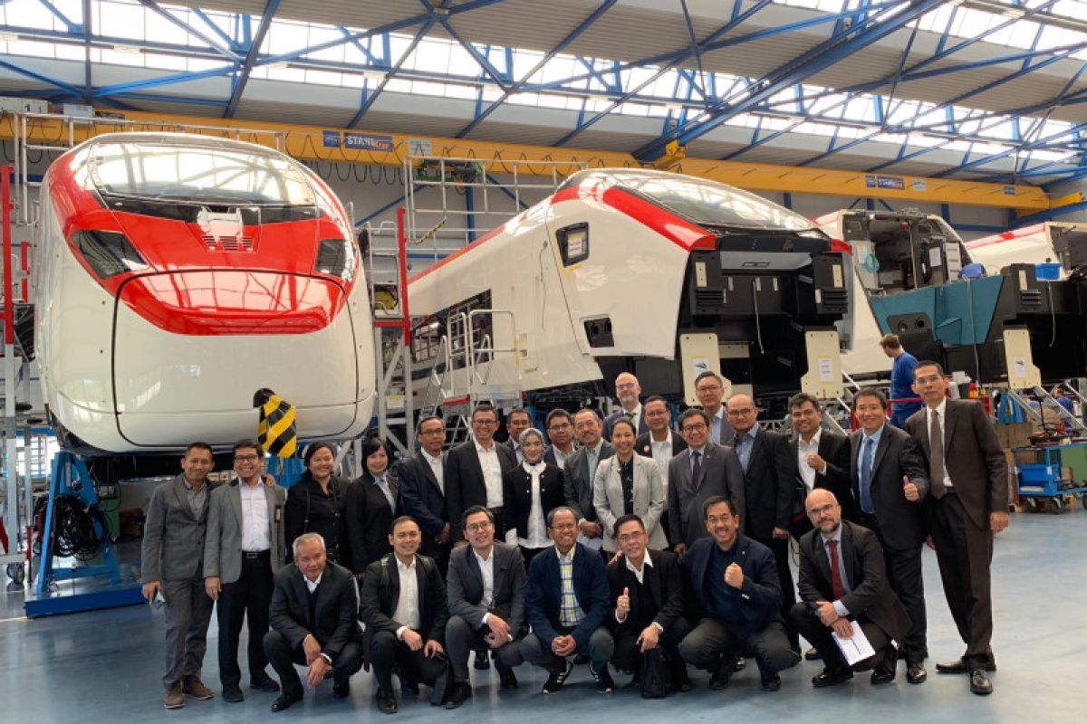 Swiss akan produksi kereta api di Banyuwangi