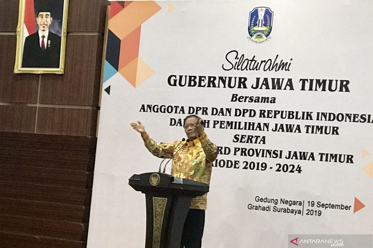 Mahfud MD berharap Imam Nahrawi tegar menjalani proses hukum