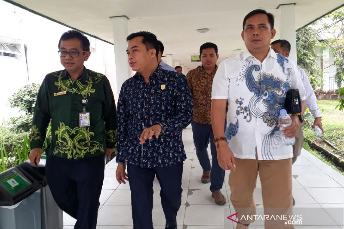 DPRD berharap pengunduran jam kerja pegawai tidak ganggu pelayanan