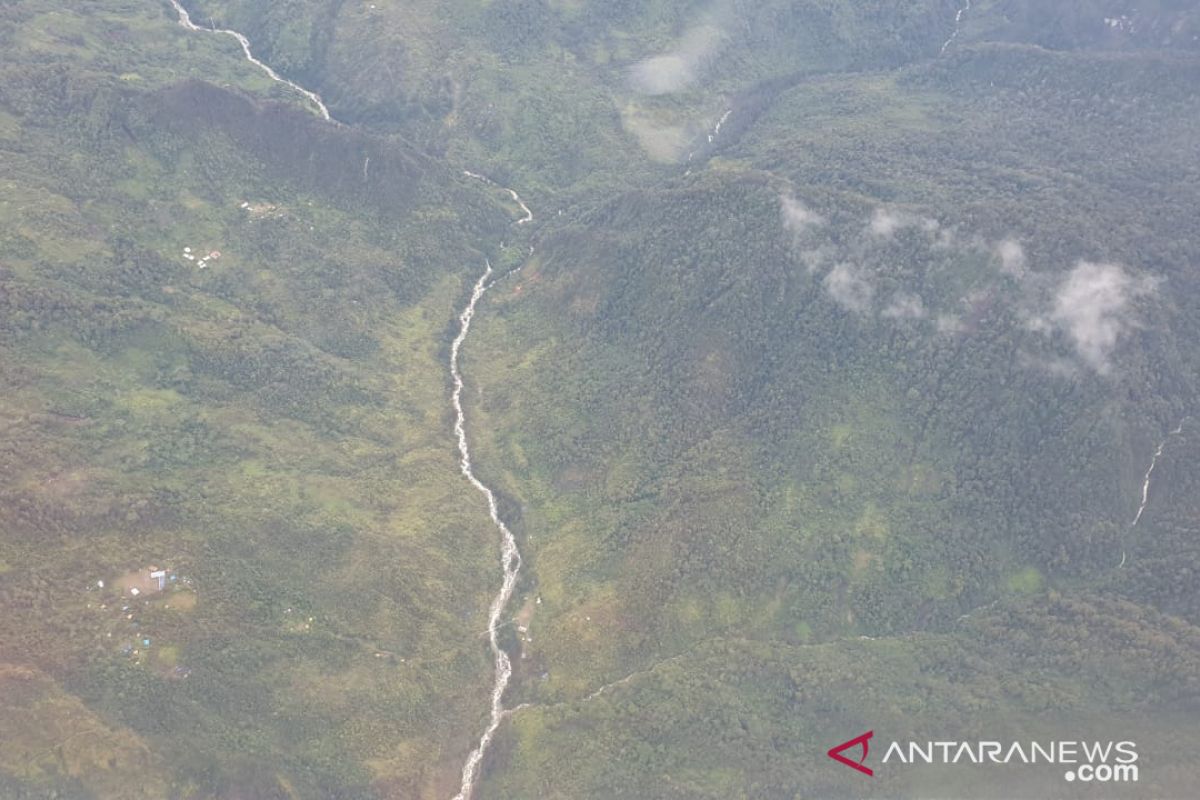 Tim SAR terkendaka kabut asap cari pesawat hilang di Papua