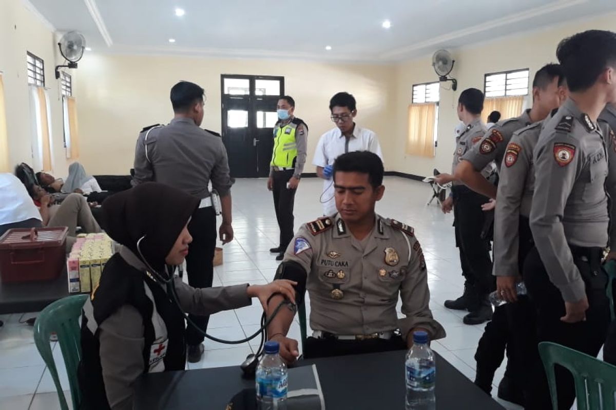 RSUD: KSB butuh tiga ribu kantong darah