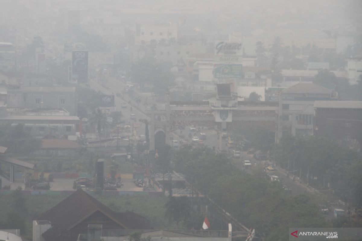 BMKG nyatakan kualitas udara di Sumatera dan Kalimantan masih berbahaya