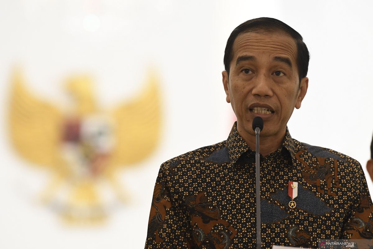 Jokowi minta DPR tunda pengesahan RUU KUHP