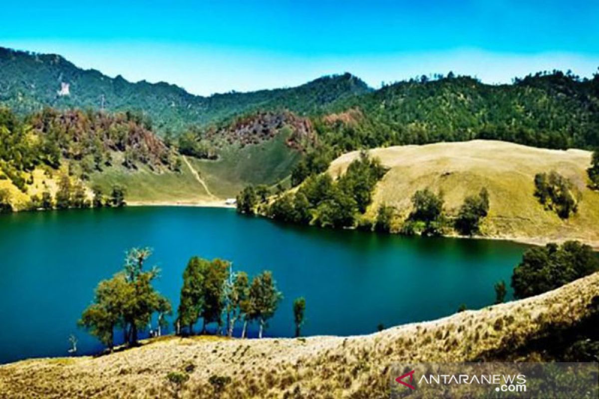 Pendakian Gunung Semeru dibatasi hingga Ranu Kumbolo