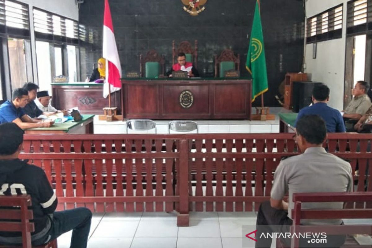 Sebagian permohonan praperadilan Bupati Dompu kabulkan