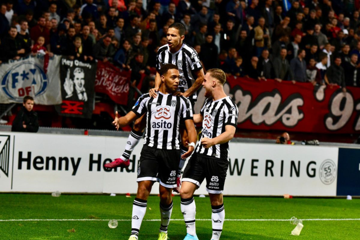 Heracles runtuhkan harapan FC Twente naik ke puncak