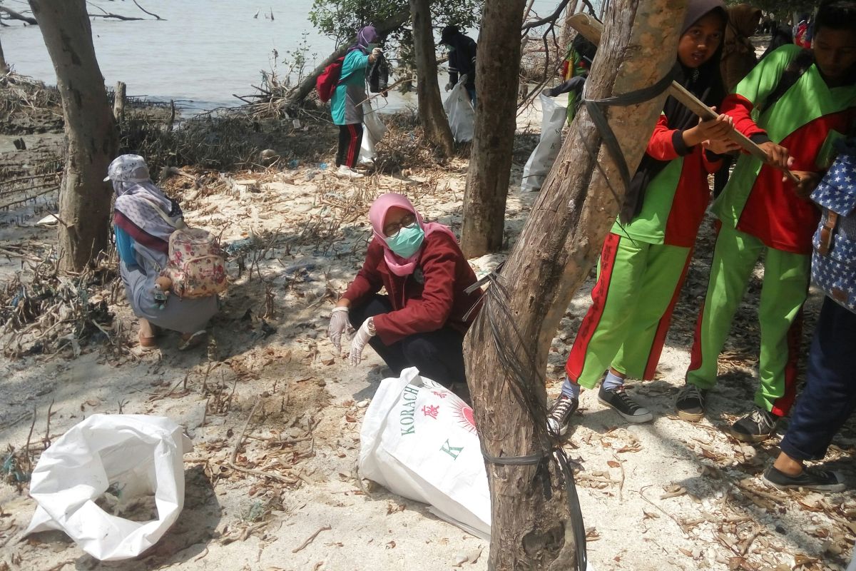 Lampung Timur ikut aksi "World Clean Up Day"