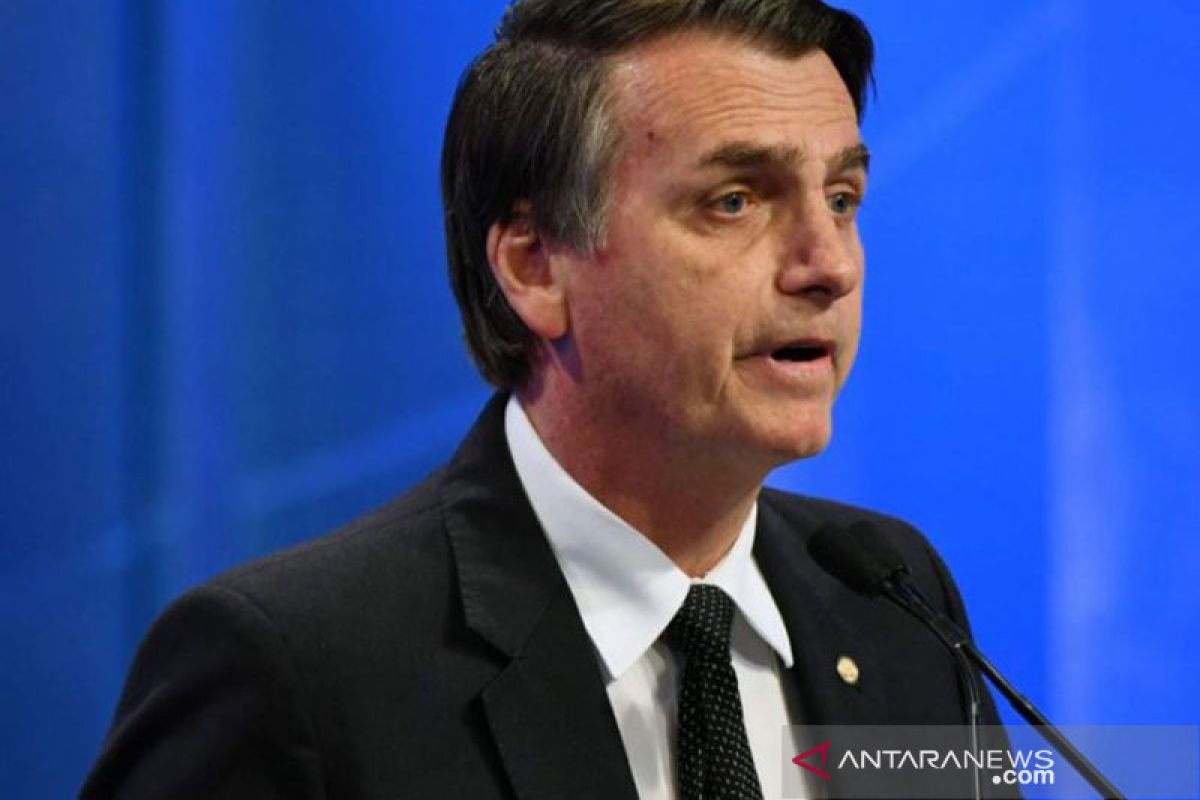 Presiden sayap kanan Brazil Bolsonaro sebut hakim agung "anak pelacur"