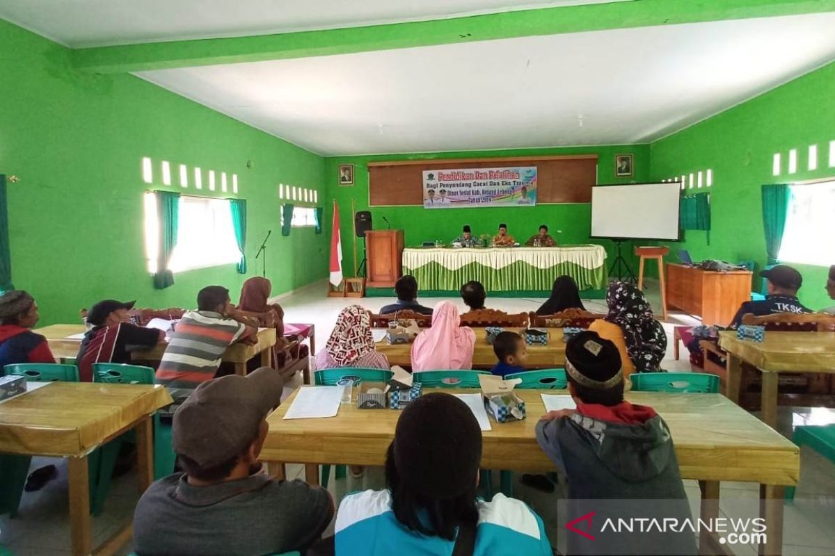 Penyandang disabilitas Rejang Lebong terima bantuan ASPDB