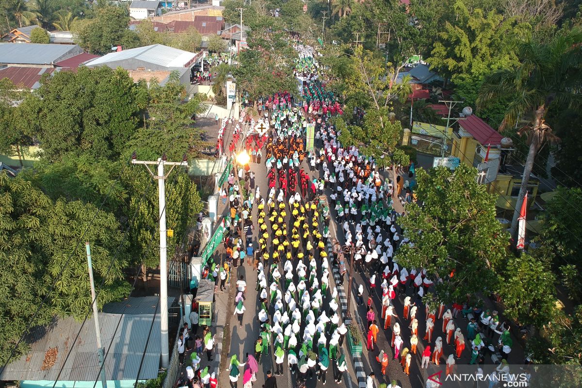 Goyang Mopobibi torehkan rekor MURI