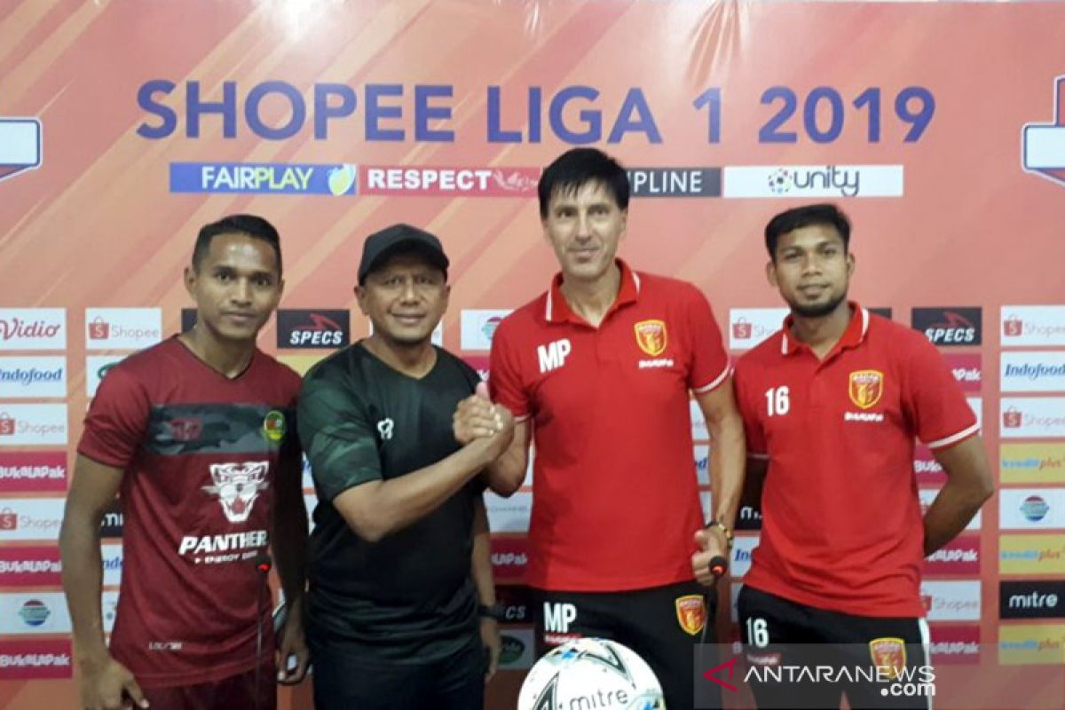 Petrovic minta pemain Badak Lampung main tanpa beban hadapi PS Tira