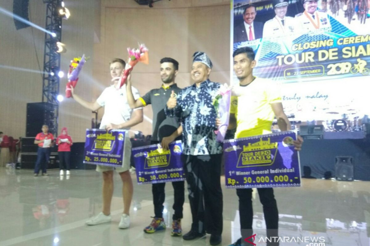 Tour de Siak, pebalap Malaysia juara umum