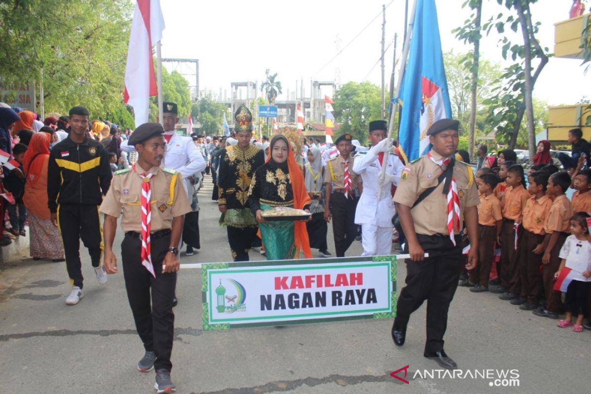 Pawai ta'ruf kafilah Nagan Raya jadi perhatian warga di MTQ Pidie