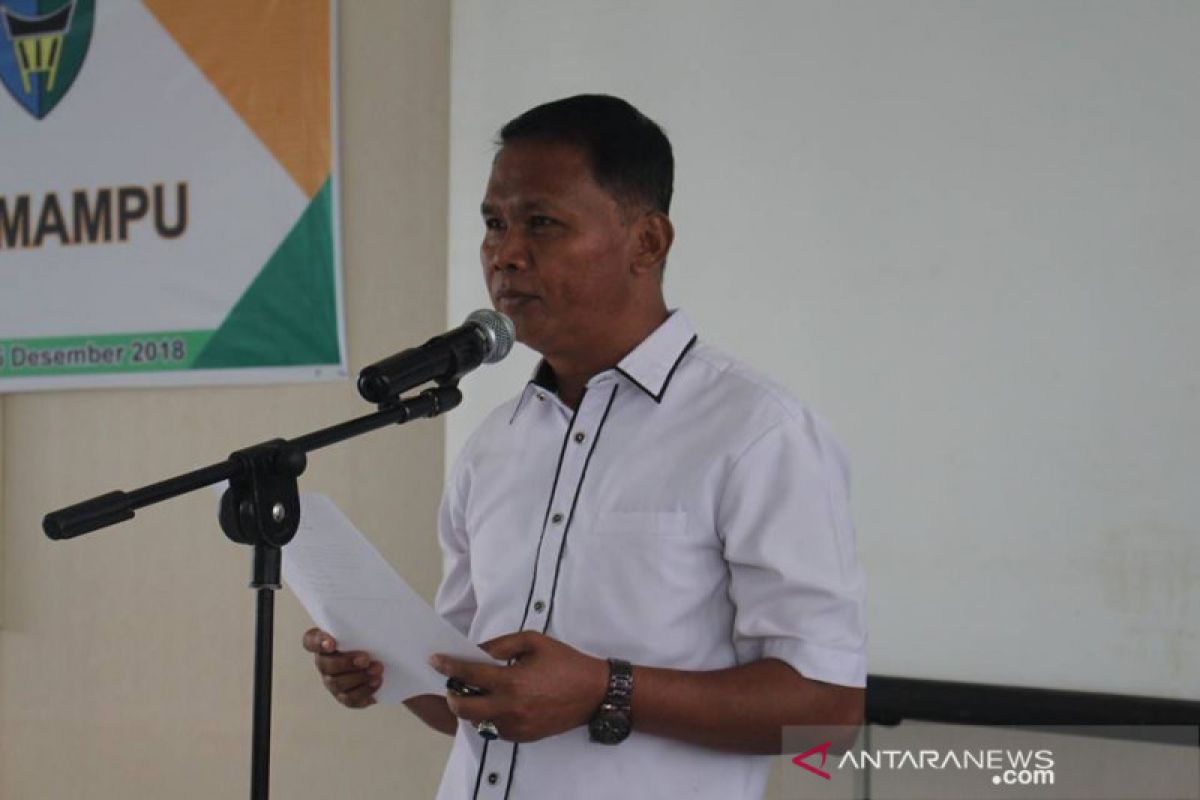 Baznas Pesisir Selatan Serahkan Beasiswa Rp2,5 Miliar