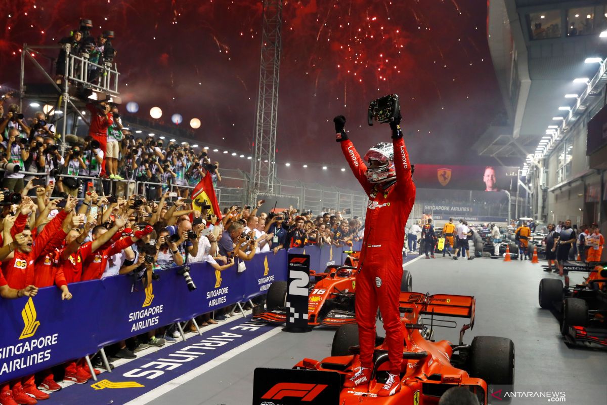 Vettel akhiri puasa kemenangan juarai GP Singapura