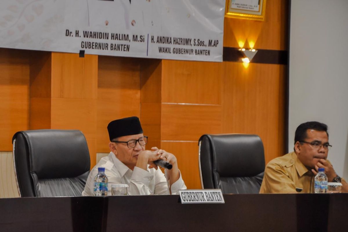 Gubernur bangun fasilitas pendukung wisata negeri diatas awan