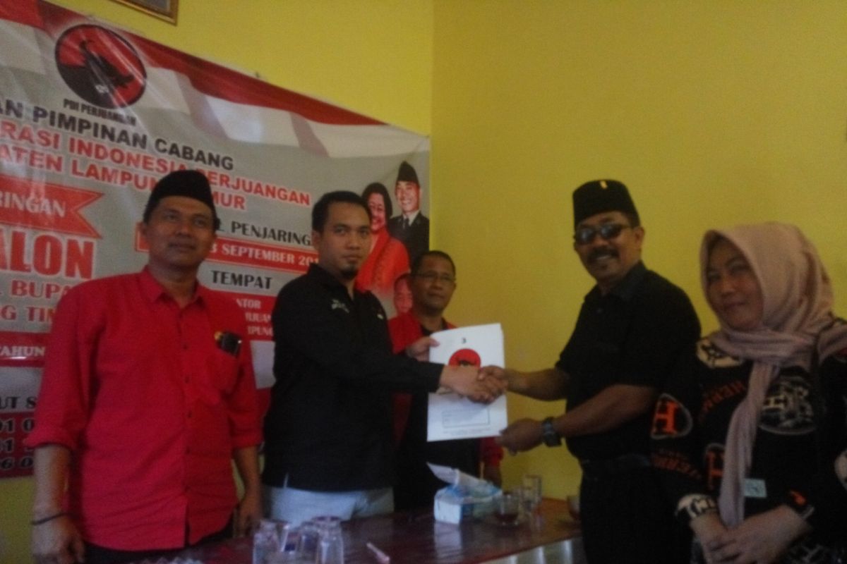 Lima pendaftar Pilkada Lampung Timur  serahkan berkas pencalonan ke DPC PDIP