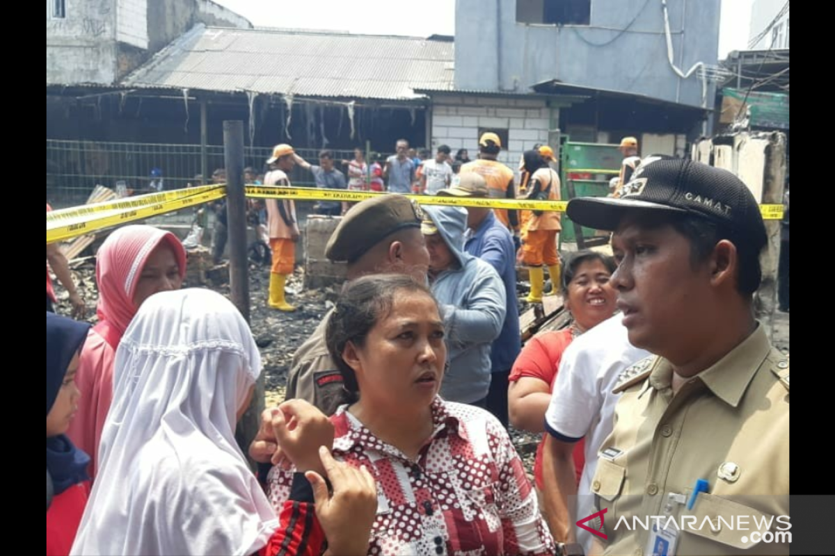 120 jiwa terdampak kebakaran Kembangan, 22 di antaranya pelajar