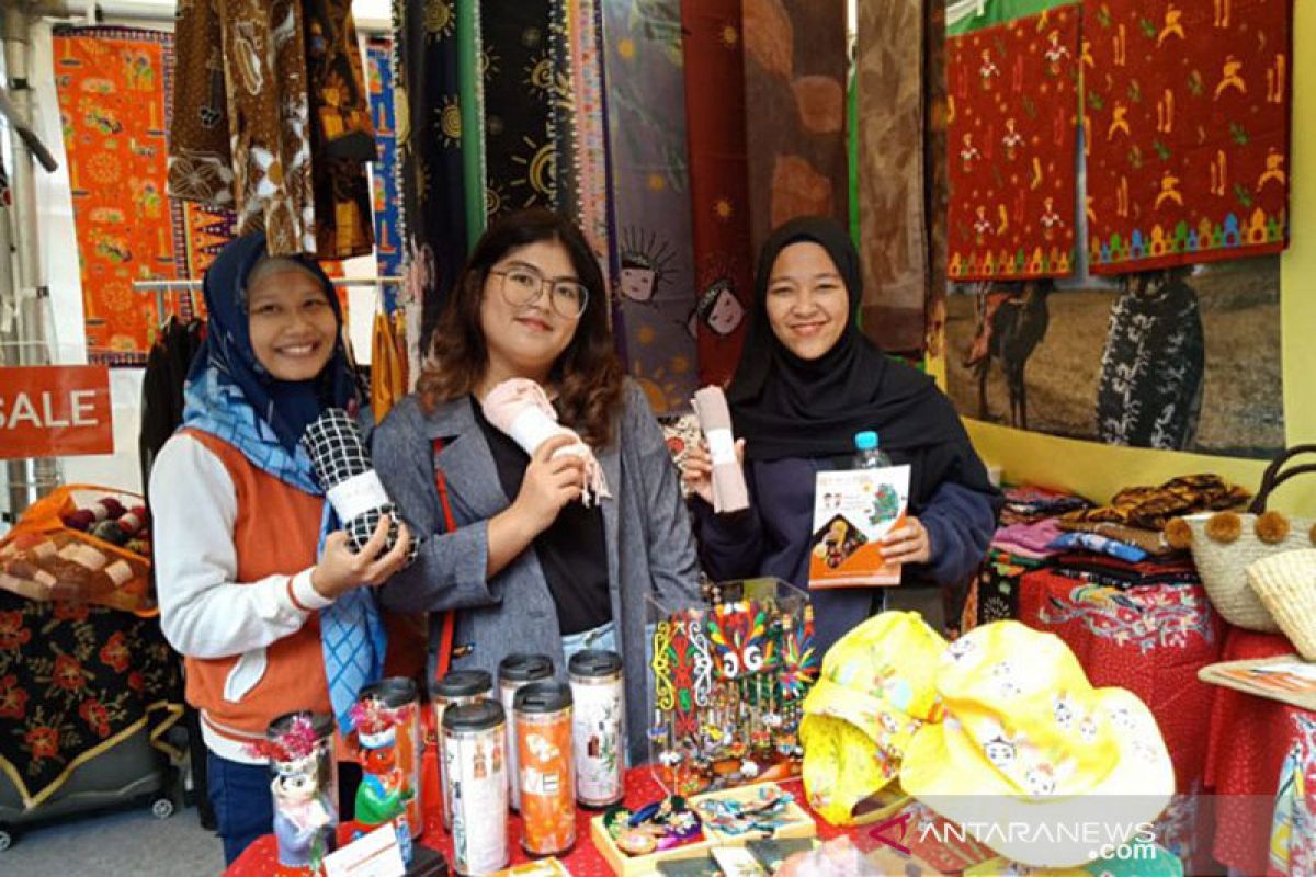 Batik Betawi tampil di Korea Selatan